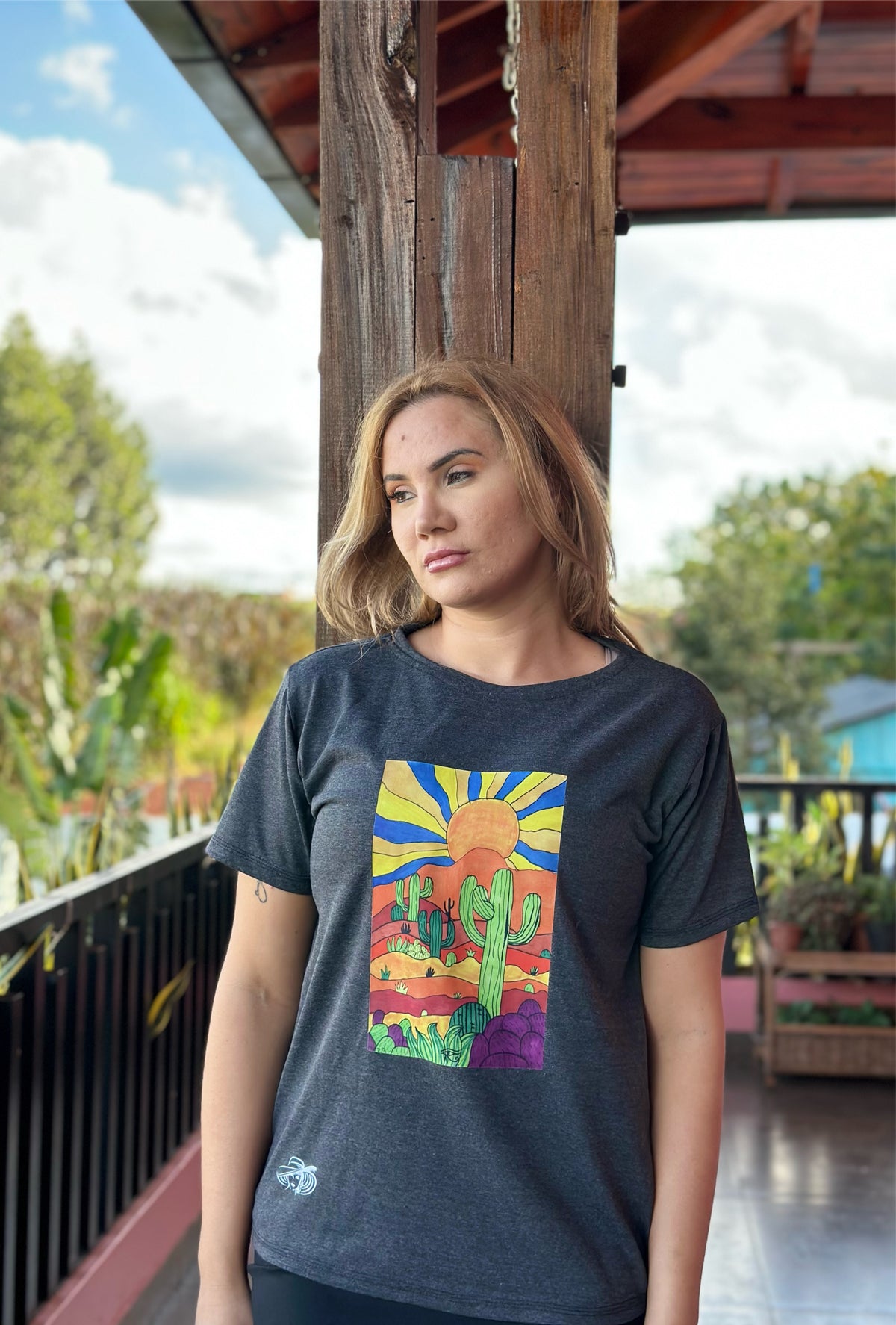 Remera Gris con diseño